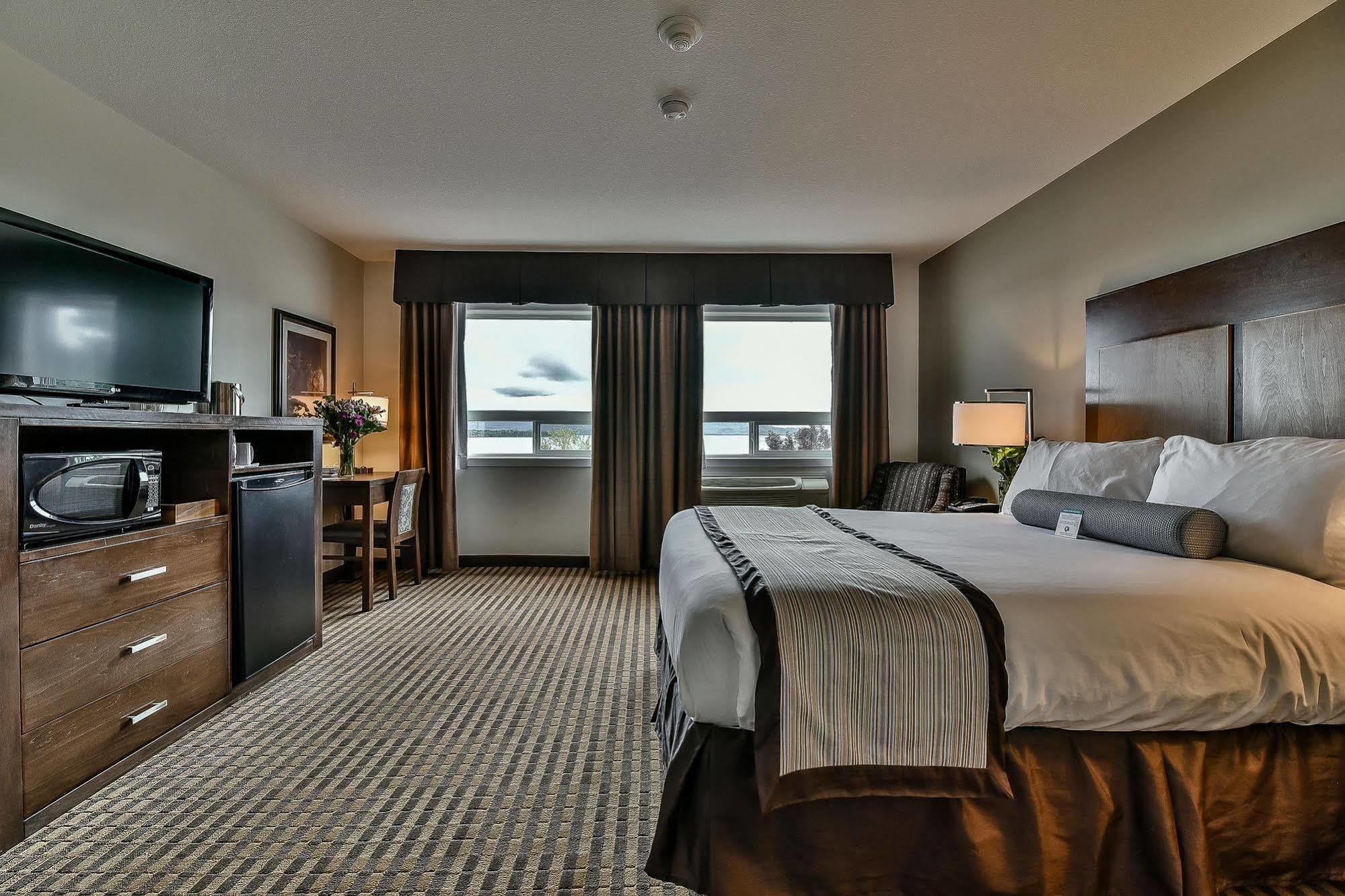 The View Hotel Форт-Сент-Джеймс Экстерьер фото